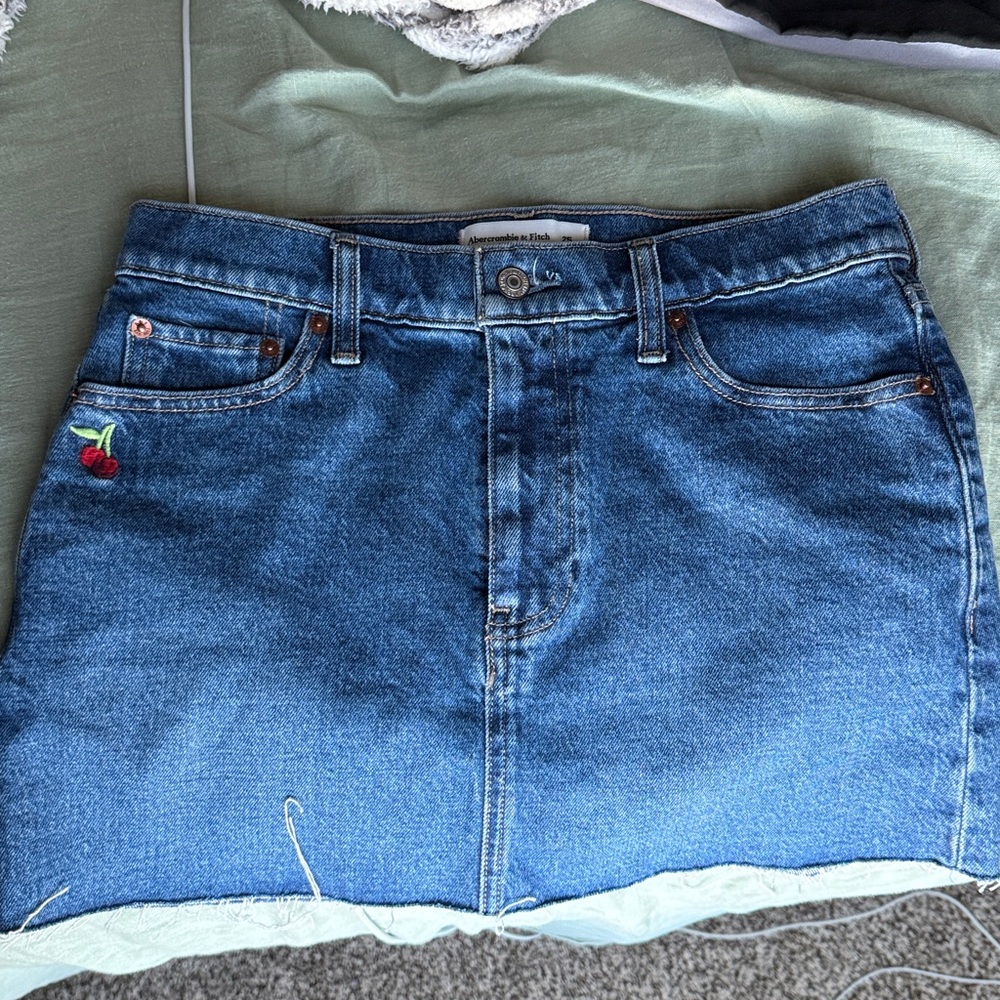 Abercrombie & Fitch Denim Mid Rise Mini Skirt